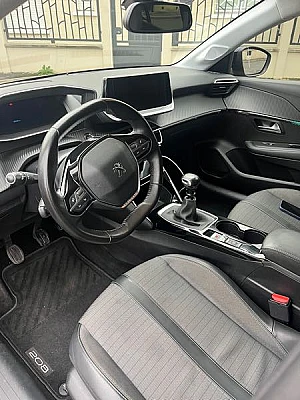 Peugeot 208 II 1.2 PURETECH 100 S&amp;S ALLURE