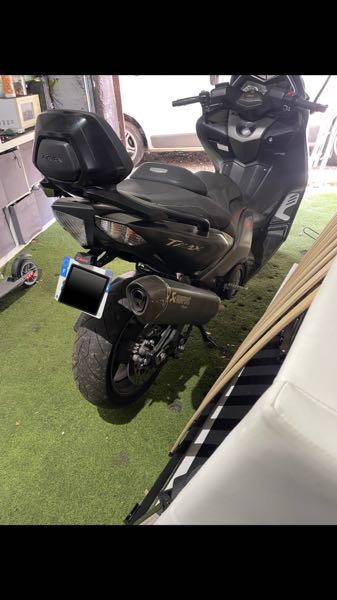 YAMAHA T-MAX