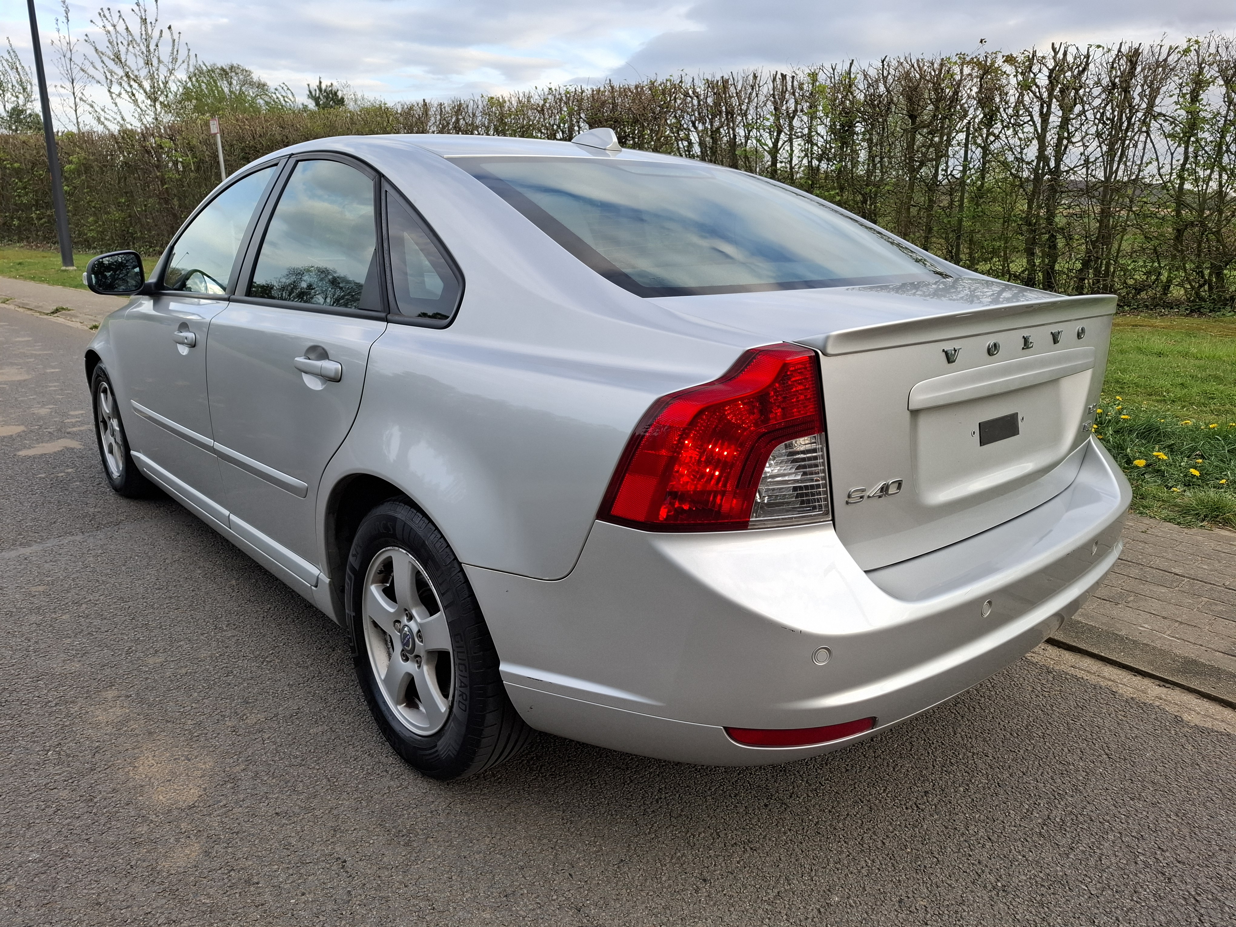 Volvo S40 II 1.6 D 110 DRIVE SUMMUM