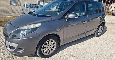 Renault Scenic 3 1.9l dci 130ch pack gps clim
