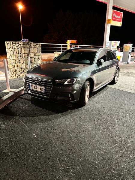 Audi A4 V AVANT V6 3.0 TDI 218 S LINE S TRONIC