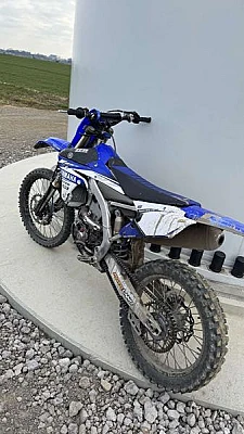 YAMAHA YZF