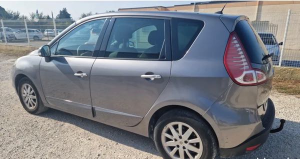 Renault Scenic 3 1.9l dci 130ch pack gps clim
