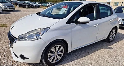 Peugeot 208 1.4l hdi 70ch pack clim 03/2015