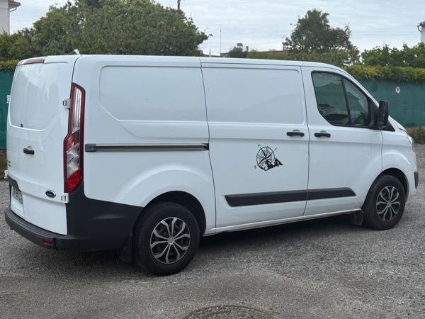 Ford Transit Custom 2.2 TDCI 100 250 L1H1