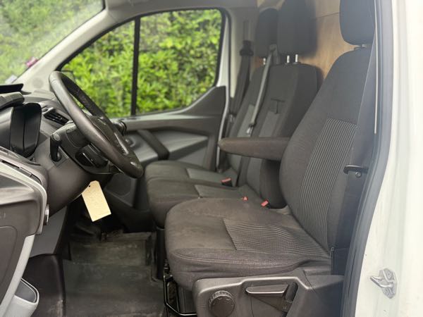 Ford Transit Custom 2.2 TDCI 100 250 L1H1