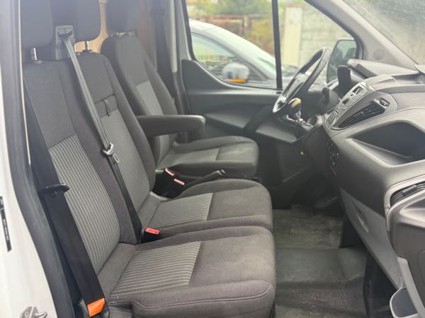 Ford Transit Custom 2.2 TDCI 100 250 L1H1