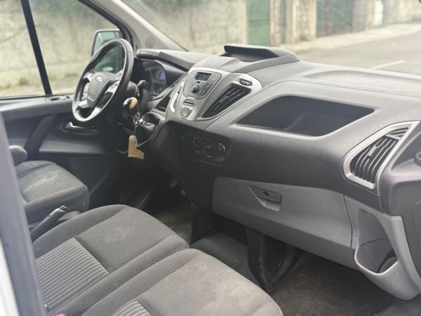 Ford Transit Custom 2.2 TDCI 100 250 L1H1