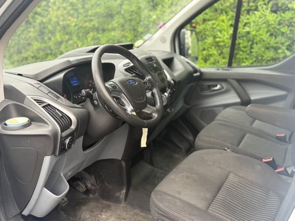 Ford Transit Custom 2.2 TDCI 100 250 L1H1