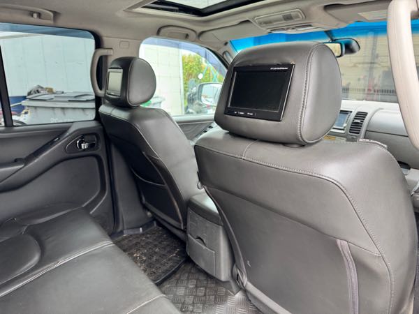 Nissan Navara 2.5 DCI 171 DOUBLE-CABINE PLATINUM BVA