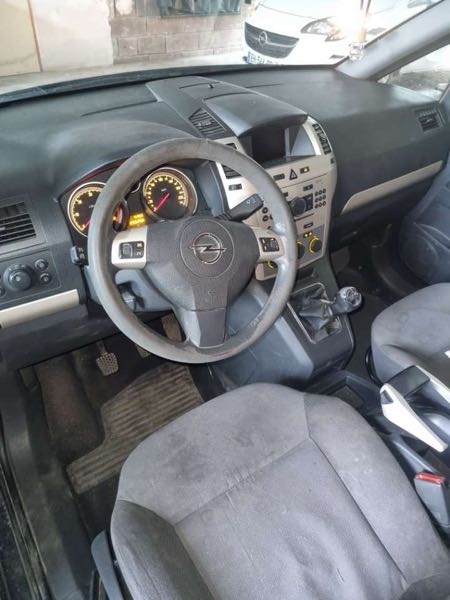 Opel Zafira II 1.9 CDTI 120 ENJOY PACK