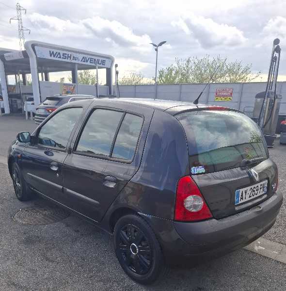 Renault Clio III 1.4 16V 100 EXPRESSION 5P