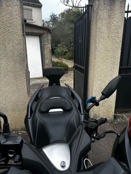 YAMAHA X-MAX ABS