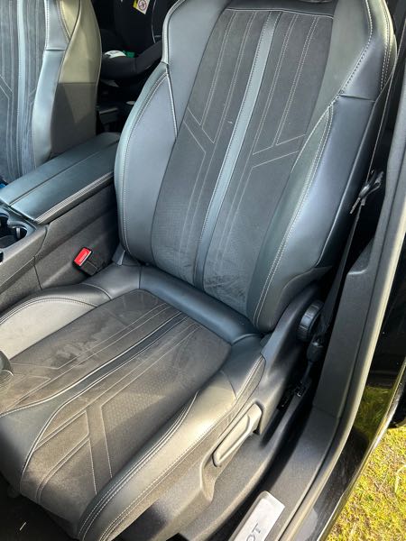 Peugeot 3008 Peugeot 3008 GT 1.5 Blue Hdi 130ch S&S Eat8