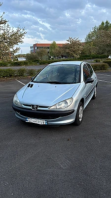 Peugeot 206 (2) 1.4 75 GENERATION 5P