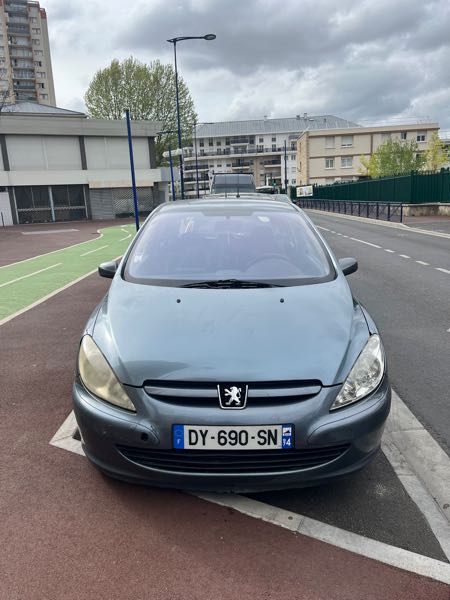 Peugeot 307 1.6 HDI 110 GRIFFE 3P
