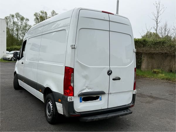 Mercedes-Benz Sprinter Mercedes Sprinter 311 CDi L2H2 114CH
