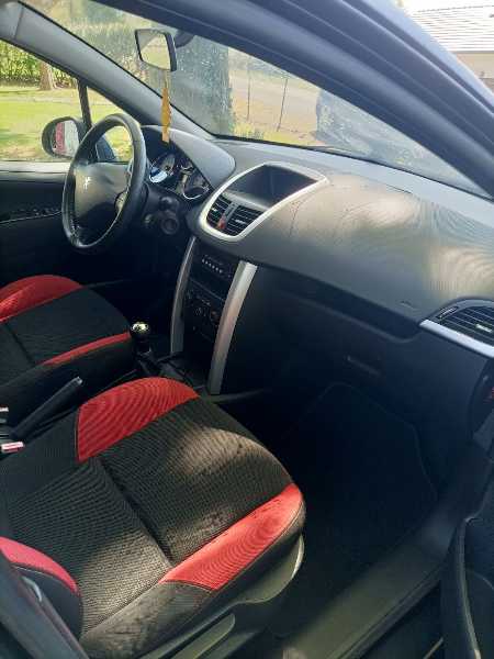 Peugeot 207 PEUGEOT 207SW 1.6 HDI 92cv ÉDITION 64 TBE CT OK
