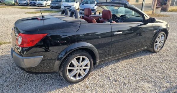 Renault Megane cc 1.9l dci 130ch pack clim