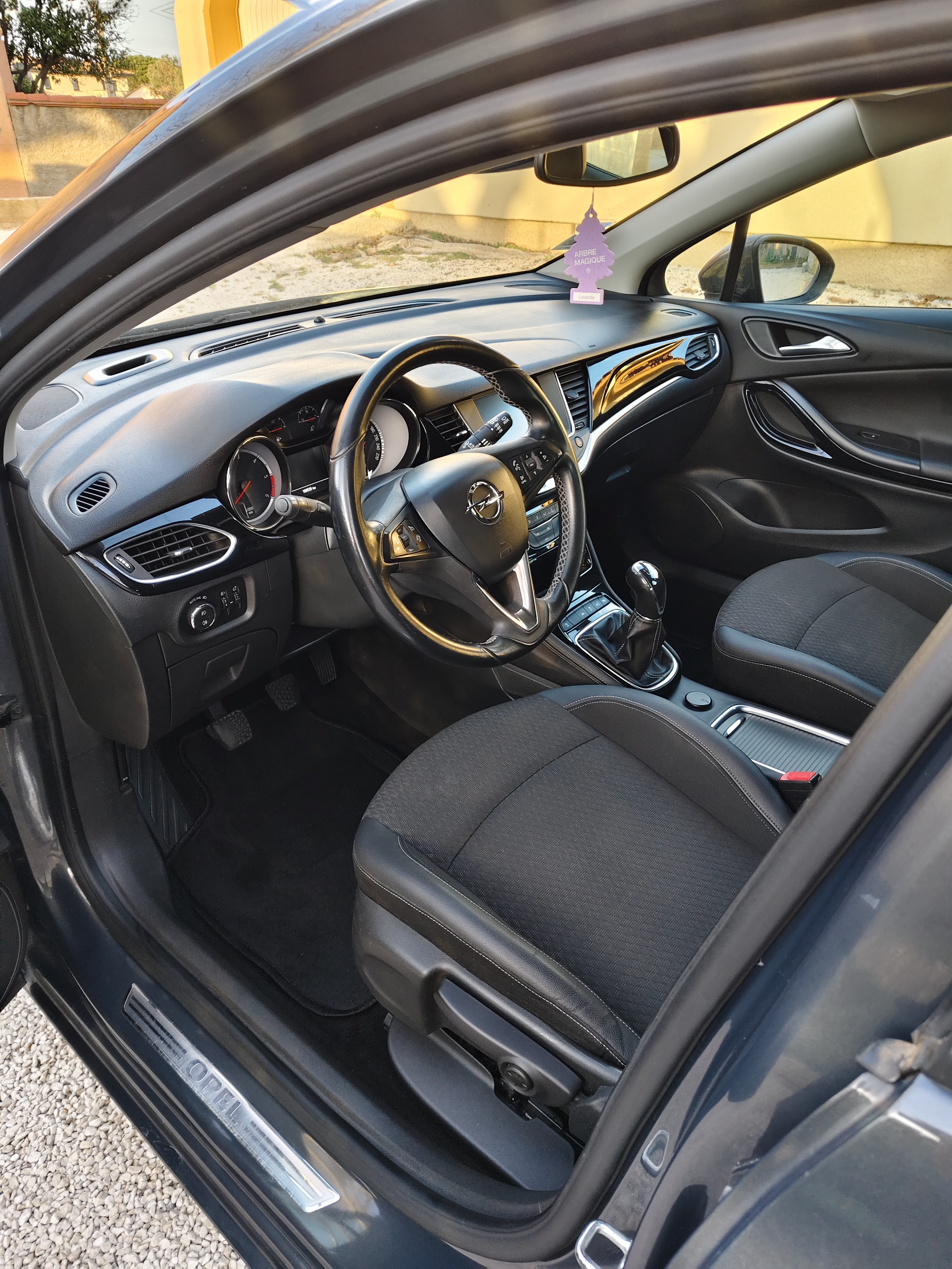 Opel Astra V 1.6 CDTI 110 ECOFLEX S/S BUSINESS CONNECT