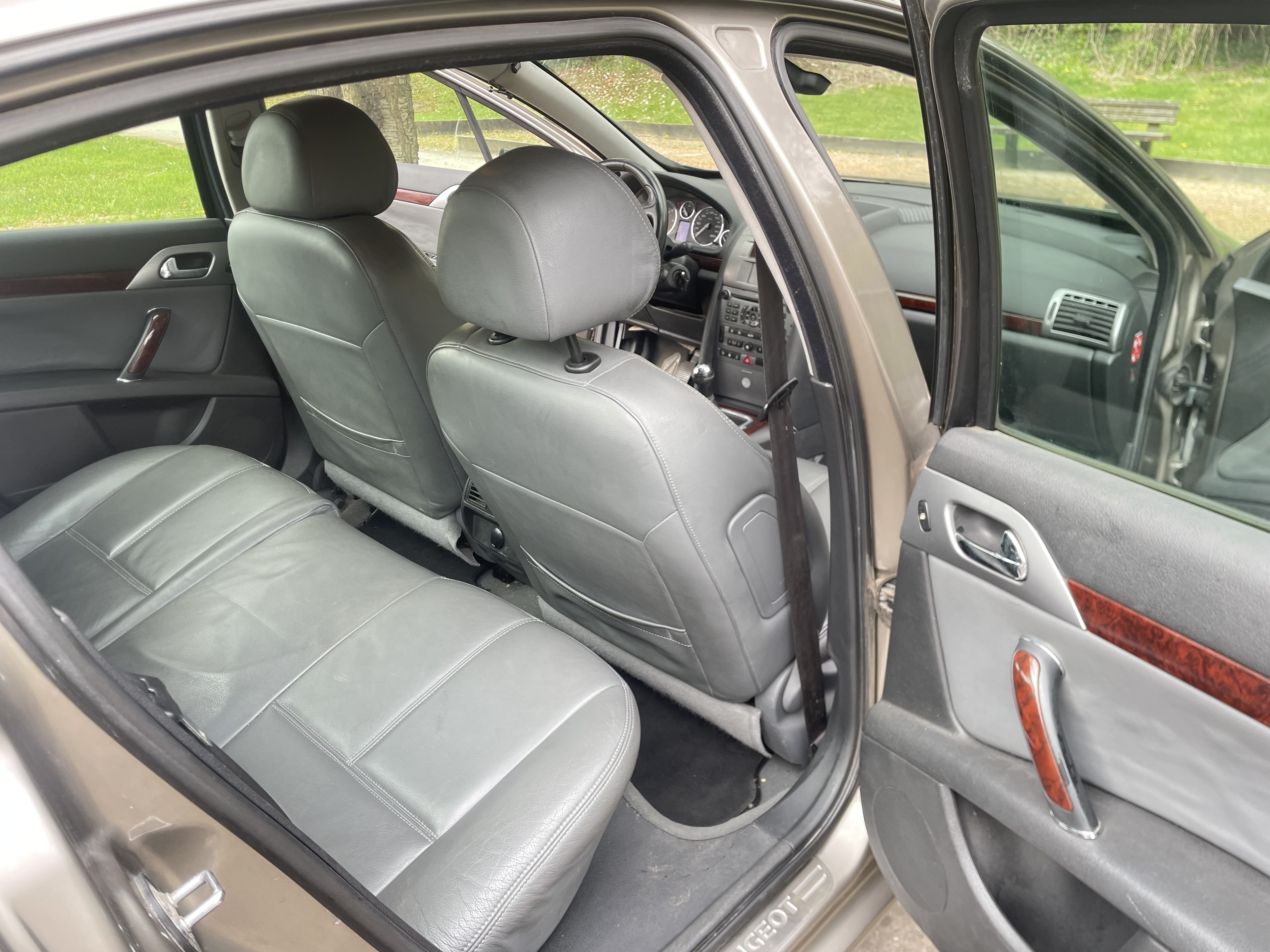 Peugeot 407 1.6 HDI FAP EXECUTIVE PACK