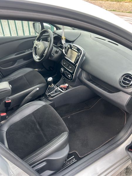 Renault Clio IV (2) 0.9 TCE 90 ENERGY INTENS