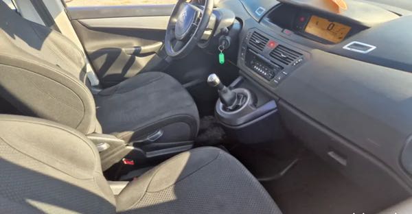 Citroen C4 picasso 7places 1.6l hdi 110ch pack clim
