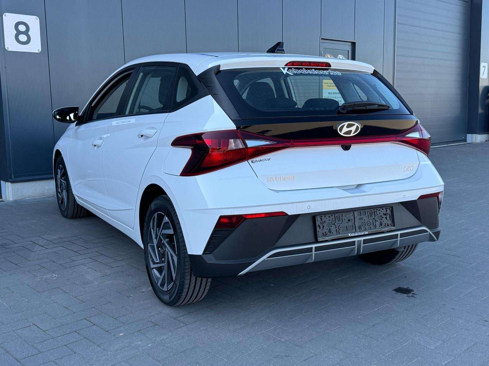 Hyundai i20 1.2i NEUVE/AIRCO/CAPTEURS/CAMERA/GARANTIE
