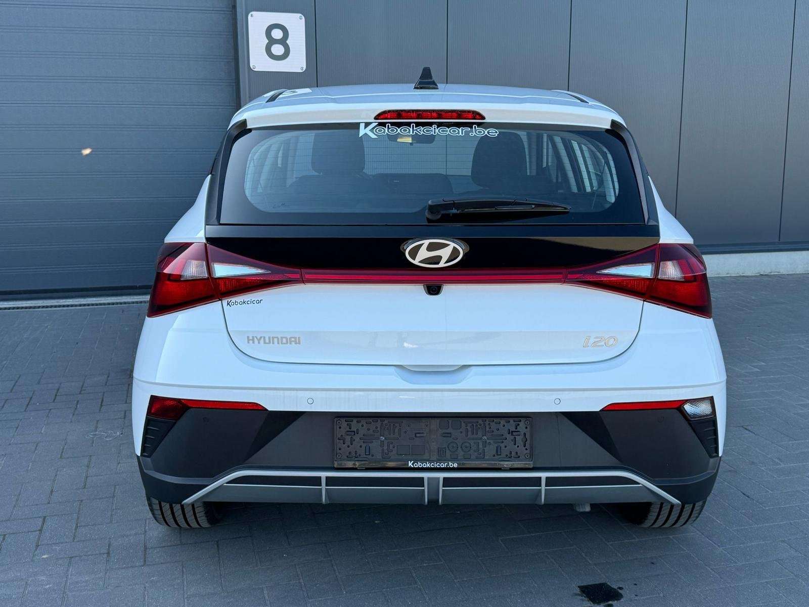 Hyundai i20 1.2i NEUVE/AIRCO/CAPTEURS/CAMERA/GARANTIE