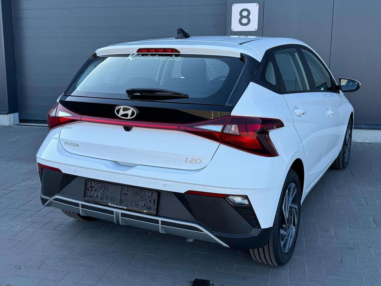 Hyundai i20 1.2i NEUVE/AIRCO/CAPTEURS/CAMERA/GARANTIE