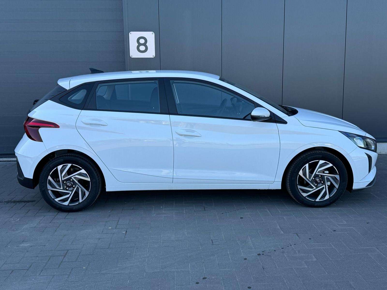 Hyundai i20 1.2i NEUVE/AIRCO/CAPTEURS/CAMERA/GARANTIE
