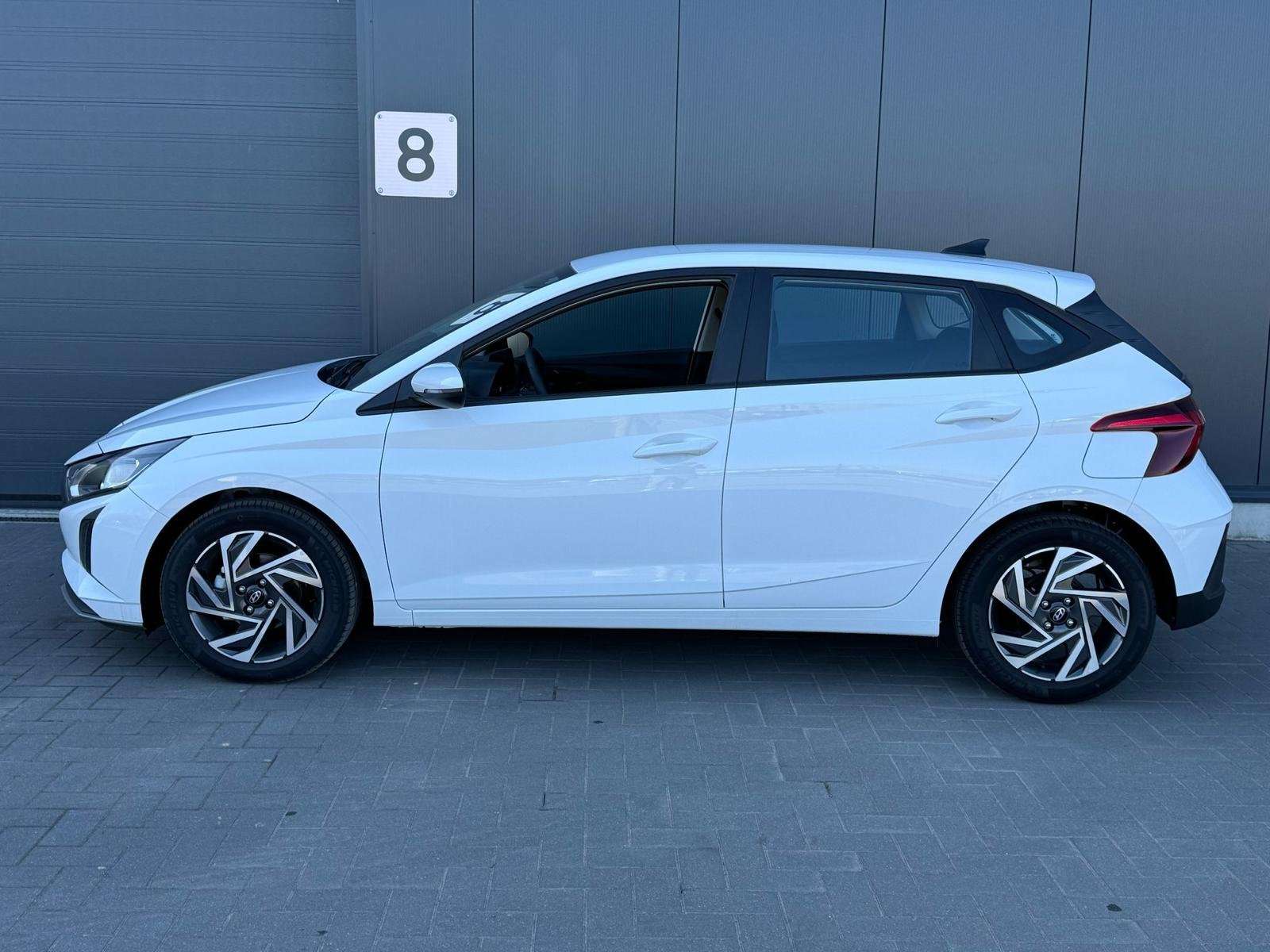 Hyundai i20 1.2i NEUVE/AIRCO/CAPTEURS/CAMERA/GARANTIE