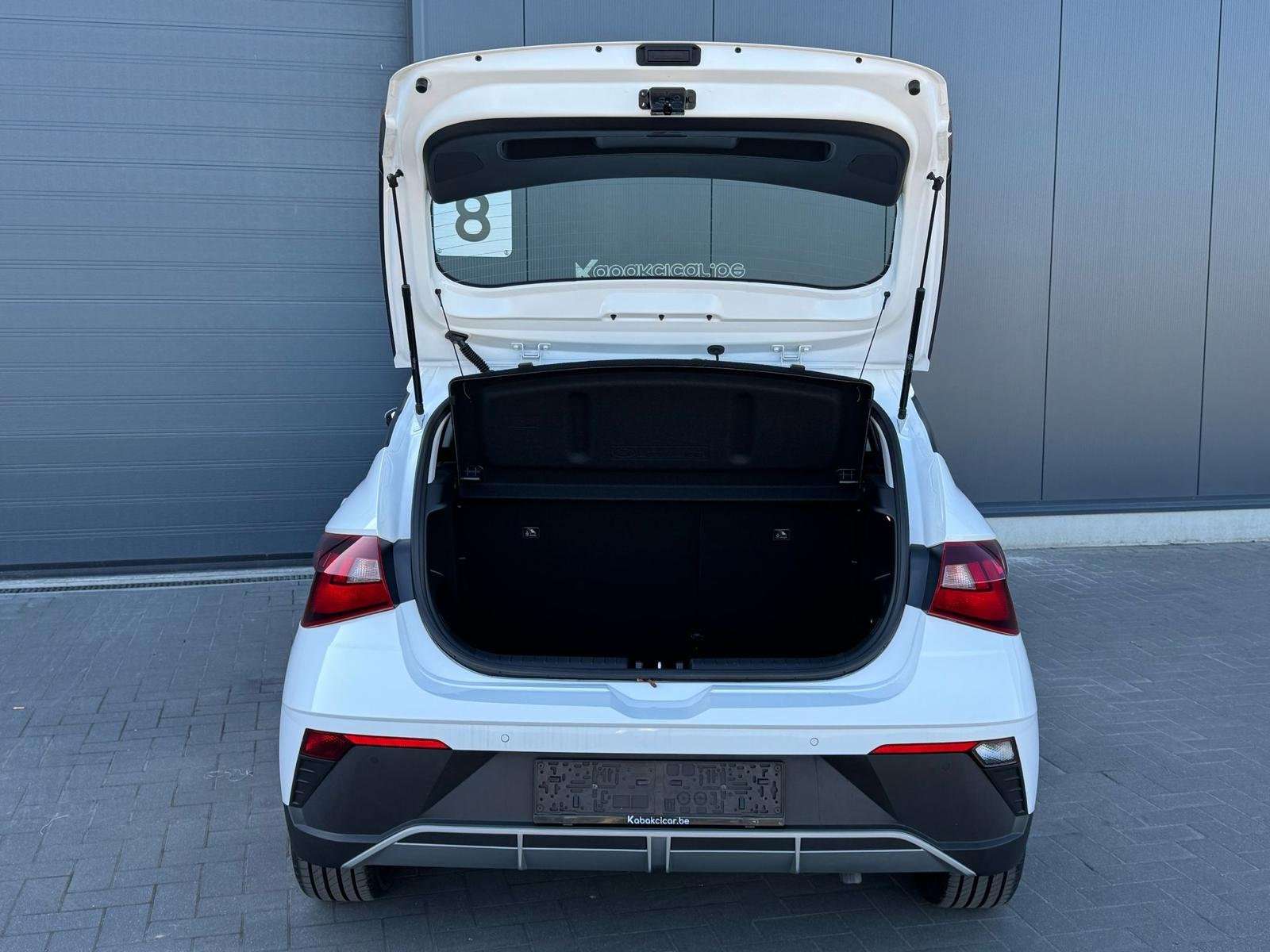 Hyundai i20 1.2i NEUVE/AIRCO/CAPTEURS/CAMERA/GARANTIE
