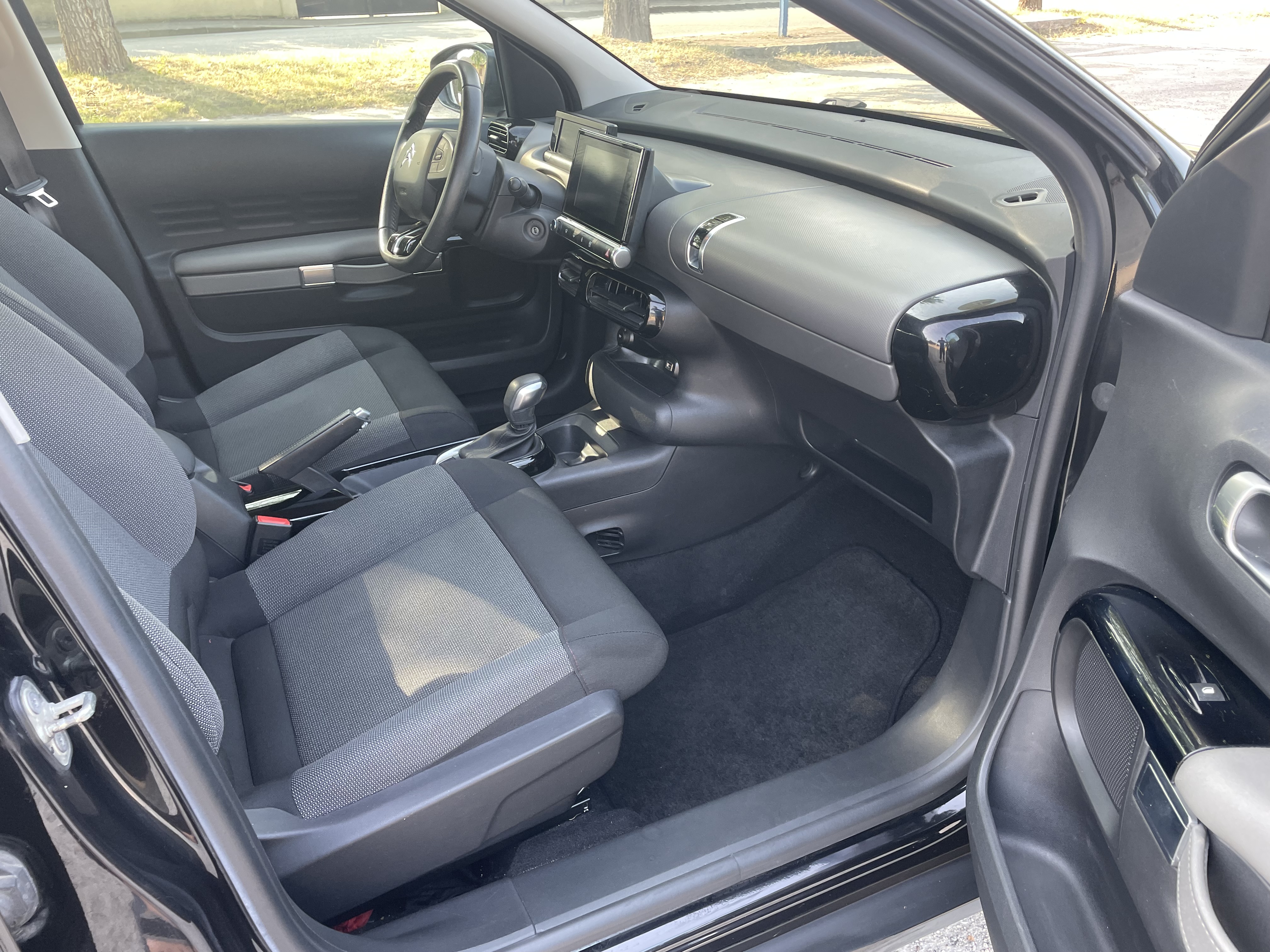 Citroen C4 Cactus (2) 1.5 Bleu HDI 120 s&s Feel Business Eat6