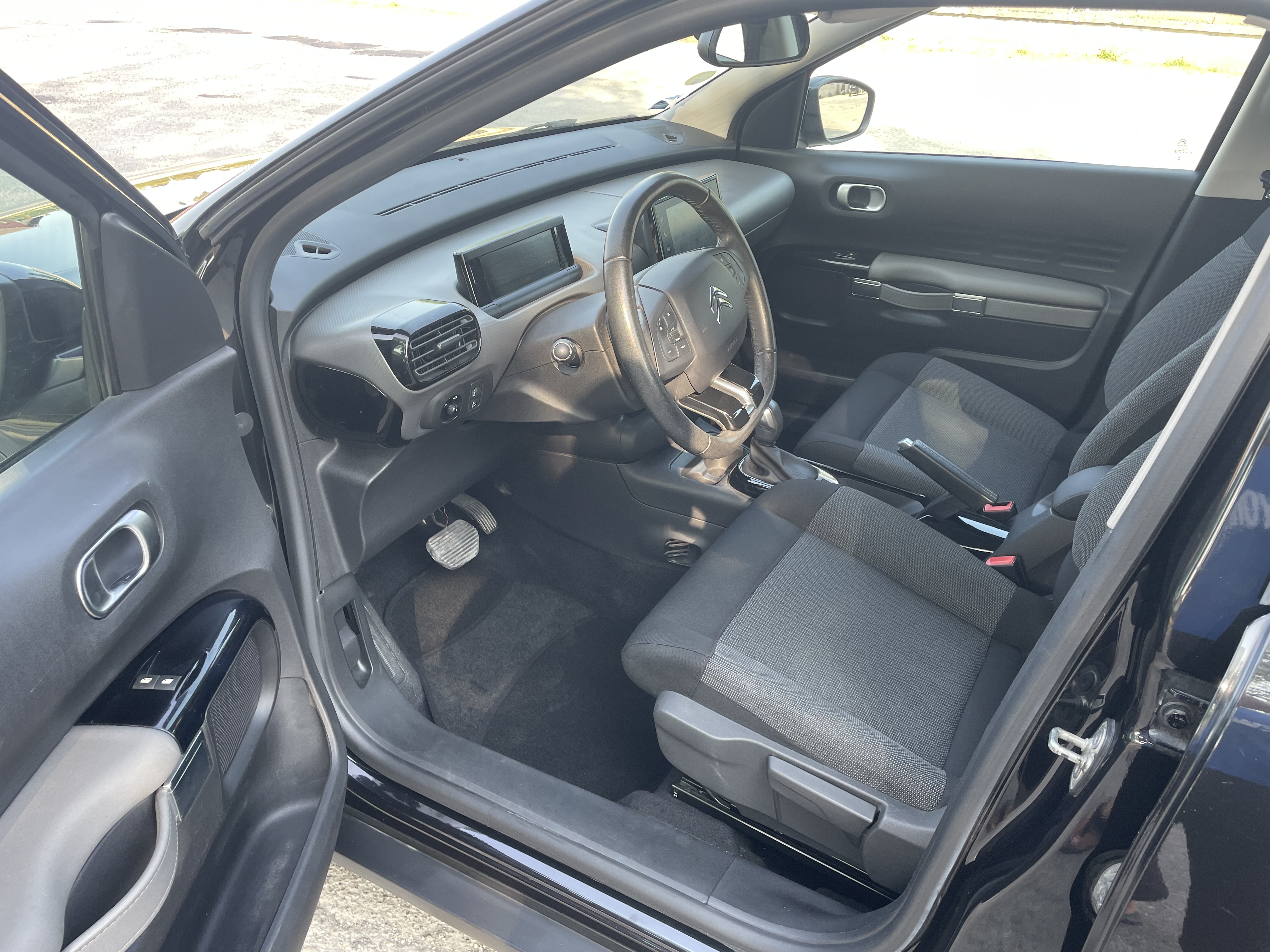 Citroen C4 Cactus (2) 1.5 Bleu HDI 120 s&s Feel Business Eat6