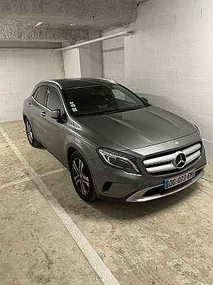 Mercedes-Benz Gla (2) 200 D SENSATION
