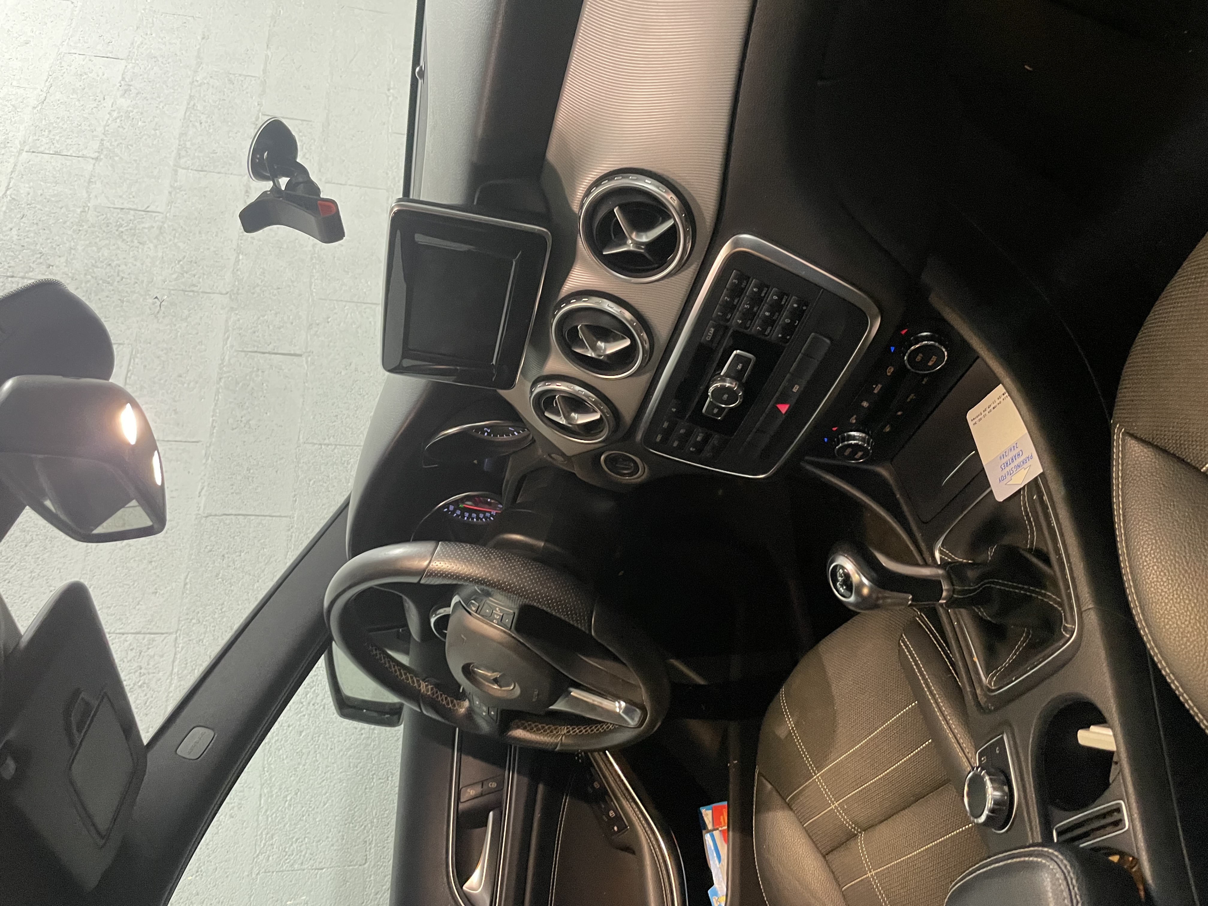 Mercedes-Benz Gla (2) 200 D SENSATION