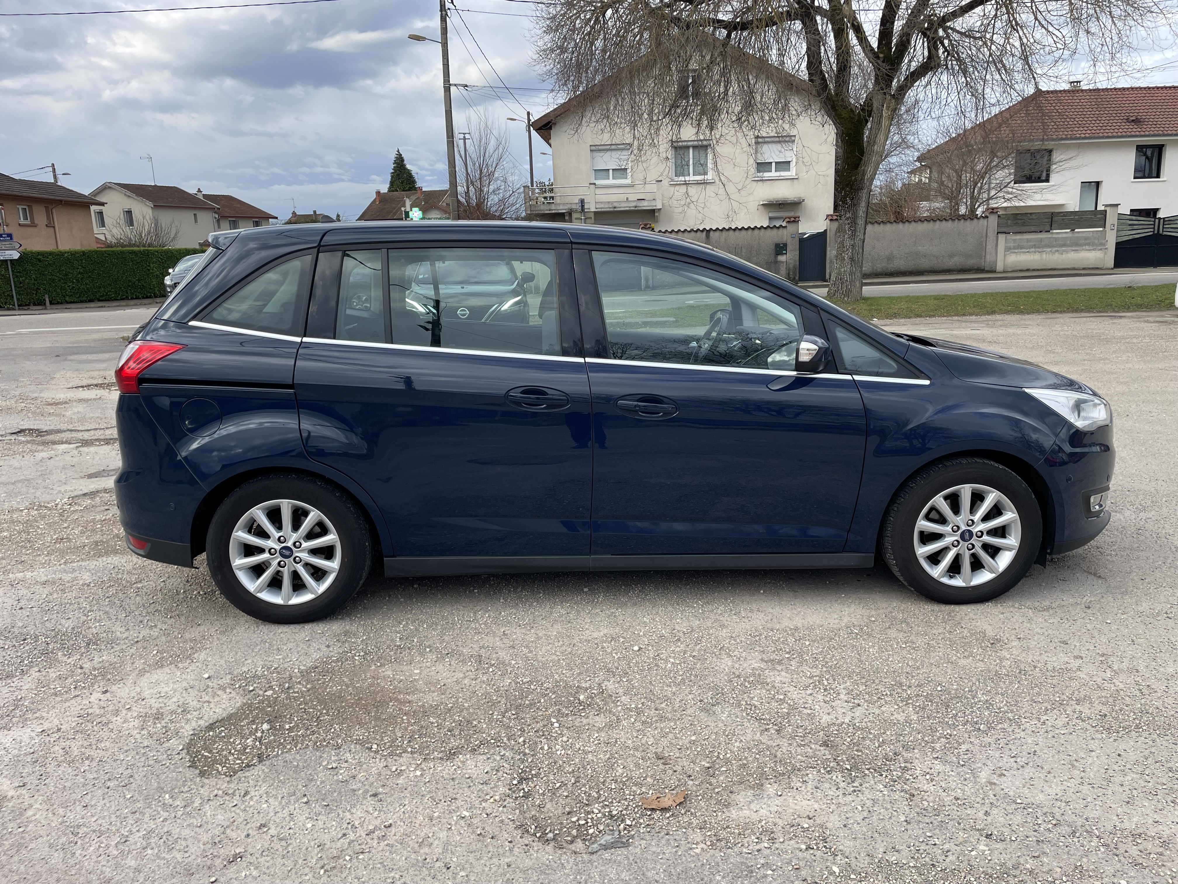 Ford C-max II (2) 1.0 ECOBOOST 125 cv TITANIUM bv6 7 Places