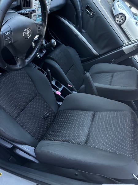 Toyota Corolla Verso II (2) 136 D-4D LIMITED EDITION 7PL