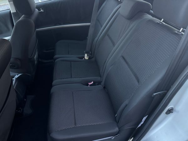 Toyota Corolla Verso II (2) 136 D-4D LIMITED EDITION 7PL