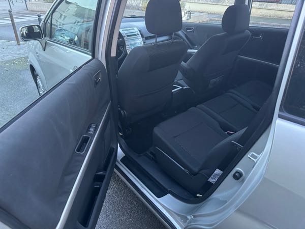 Toyota Corolla Verso II (2) 136 D-4D LIMITED EDITION 7PL