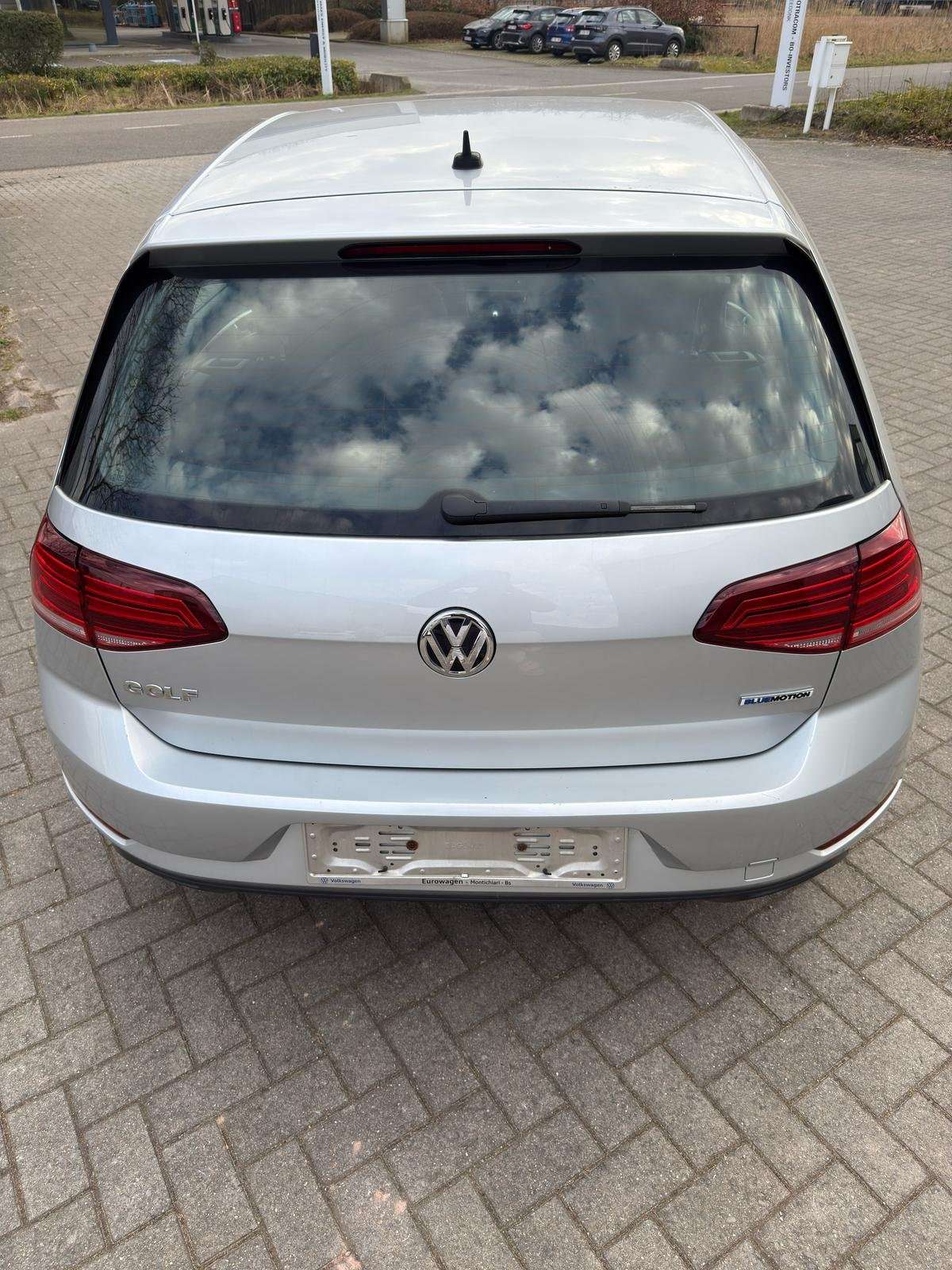 Volkswagen Golf 1.5 TGI  TRENDLINE DSG