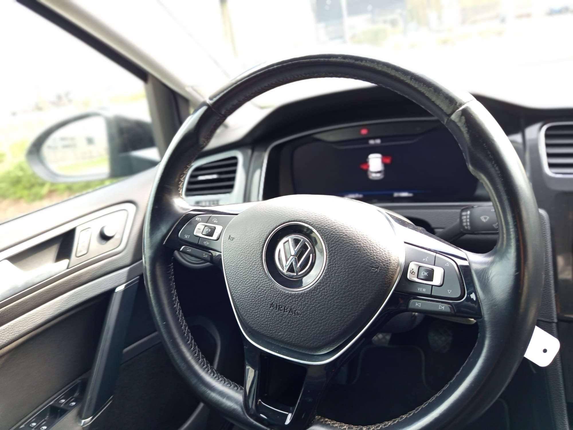 Volkswagen Golf 1.6 SCR TDi Comfortline (EU6.2)