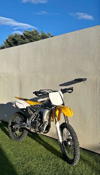 YAMAHA YZ F 60E ANNIVERSAIRE