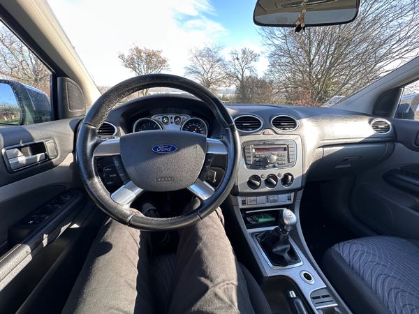Ford Focus II COUPE CABRIOLET 1.6 100 TREND