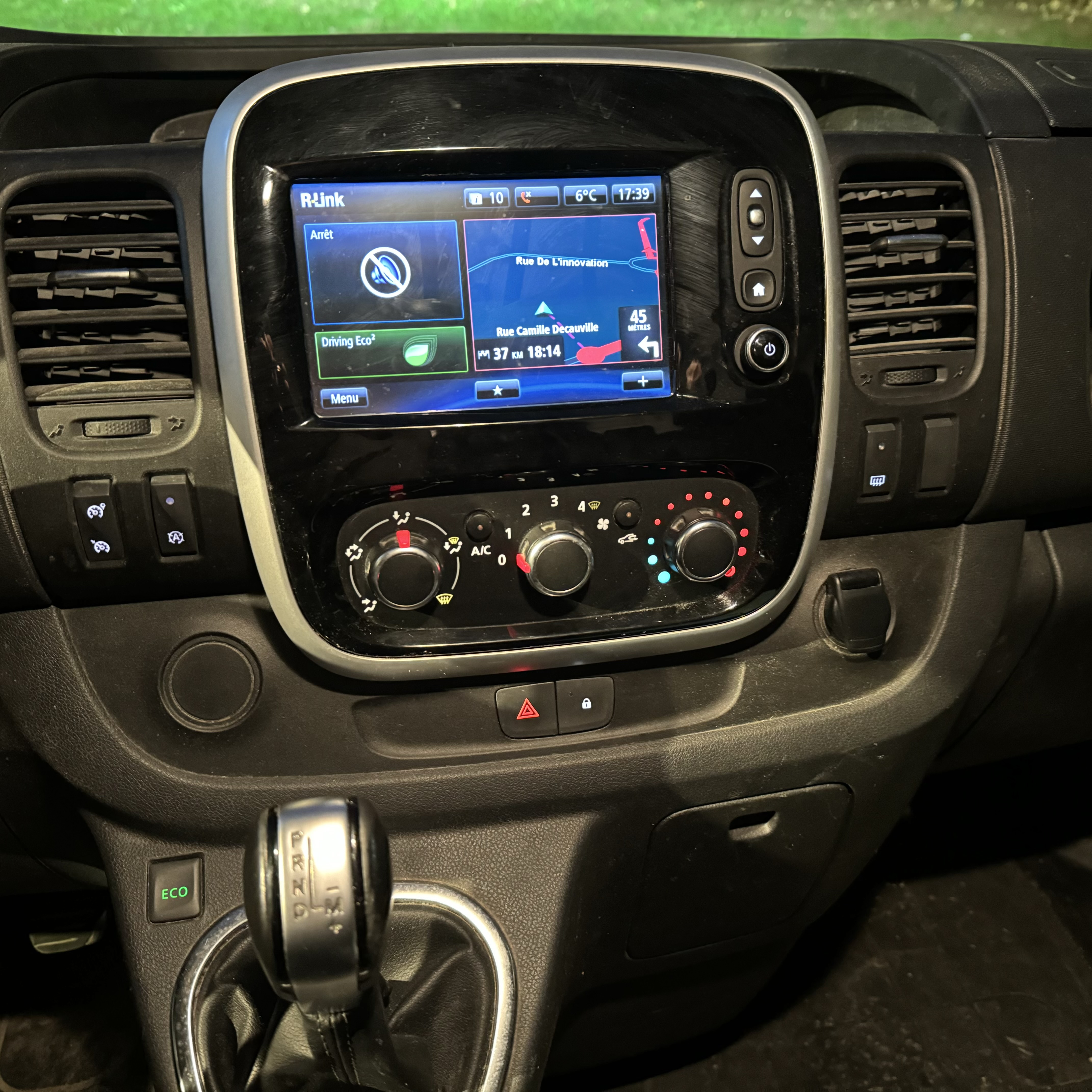 Renault Trafic III (2) FOURGON GRAND CONFORT L1H1 1200 ENERGY DCI 145 EDC