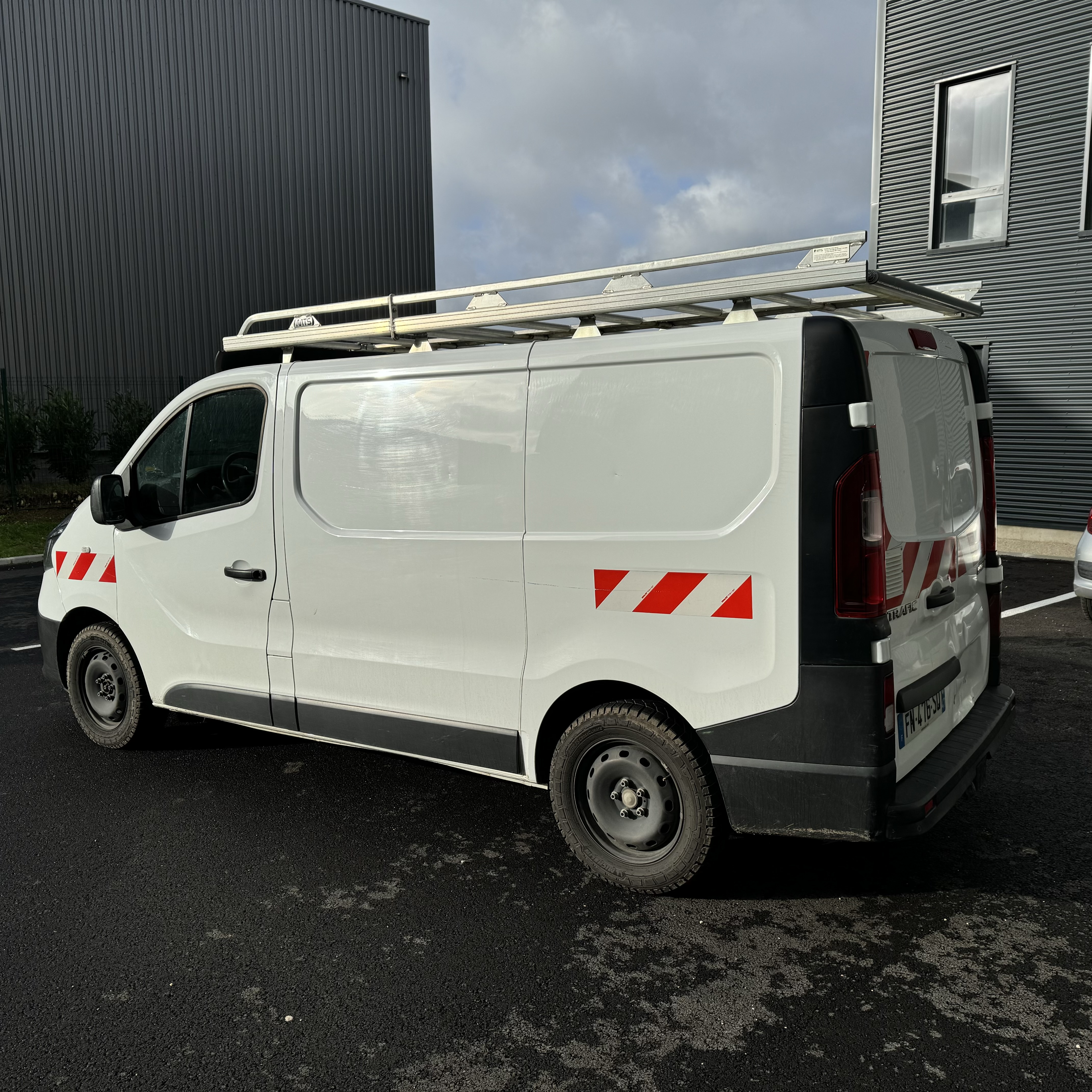 Renault Trafic III (2) FOURGON GRAND CONFORT L1H1 1200 DCI 120