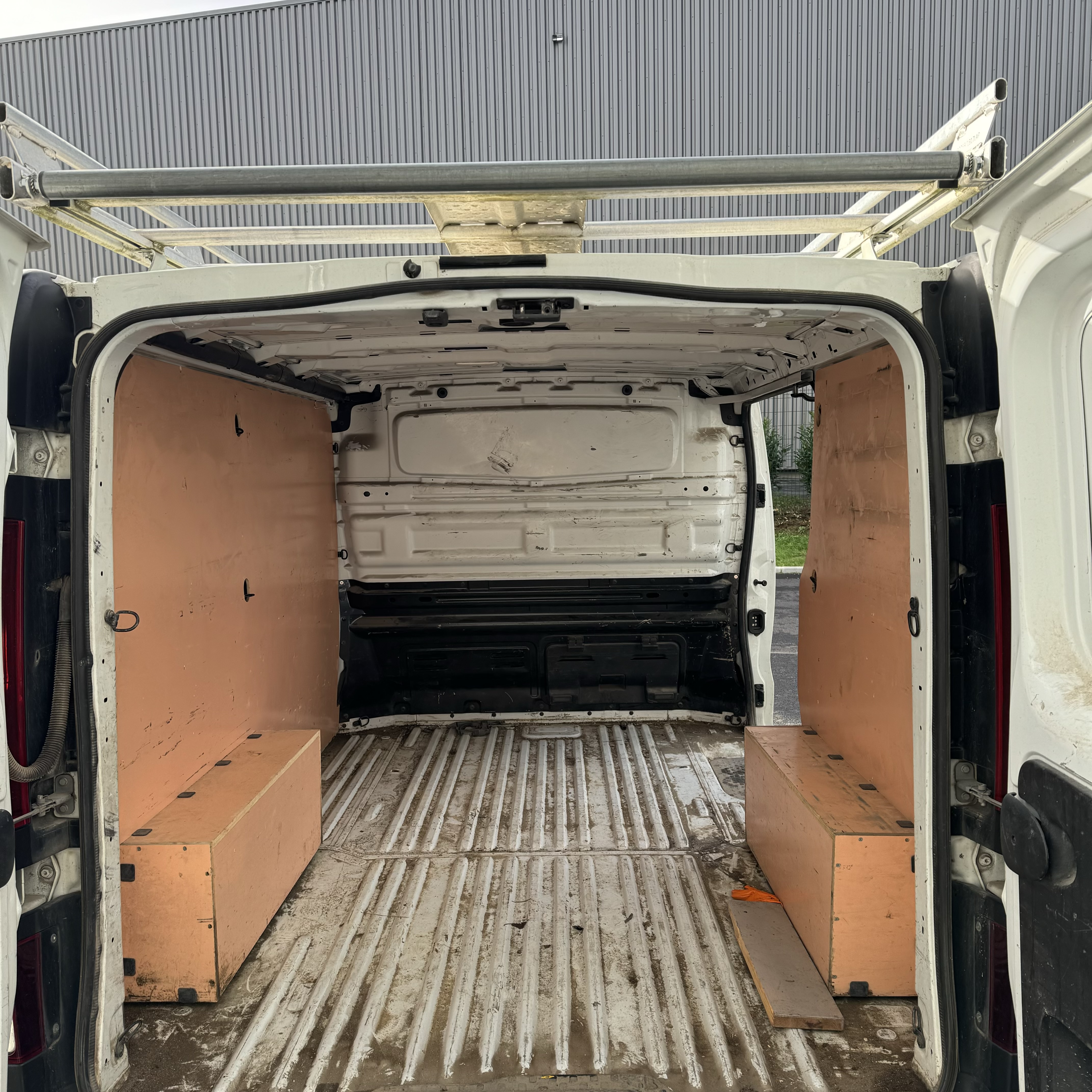 Renault Trafic III (2) FOURGON GRAND CONFORT L1H1 1200 DCI 120