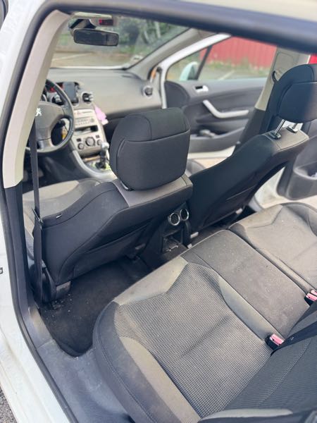 Peugeot 308 1.6 HDI 90 CONFORT 5P