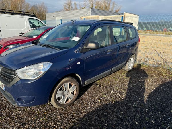 Dacia Lodgy 1.2 TCE 115 AMBIANCE 5PL